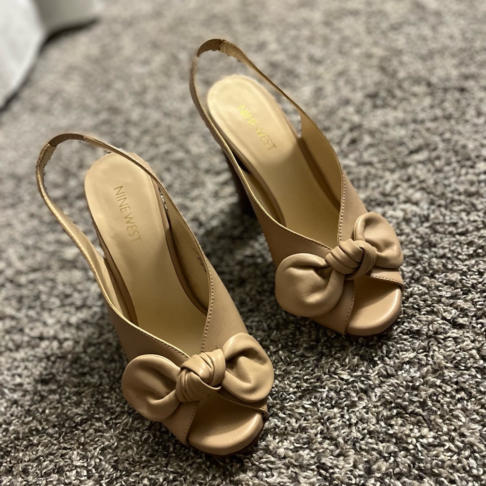 Nine West Luciano Sling-back Pumps brand new